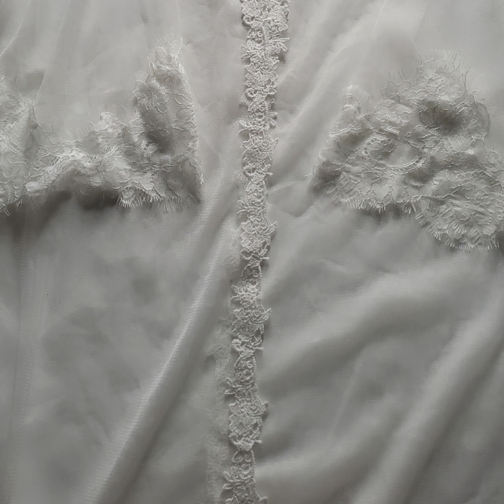 SHEIN ROBE - Picture 10 of 10
